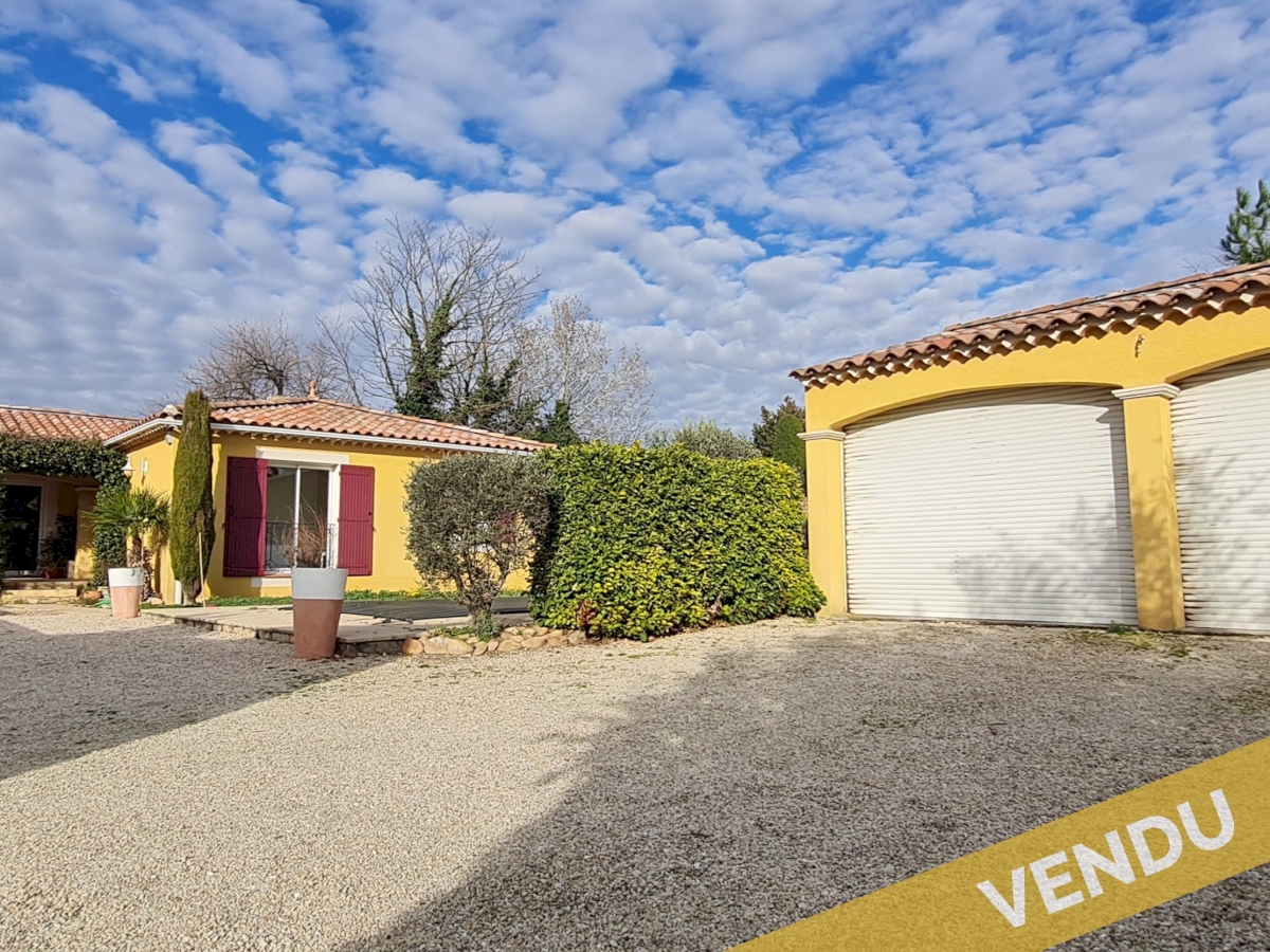 VILLA de plain pied, régularisée, à Monteux VILLA de plain pied, régularisée, à Monteux